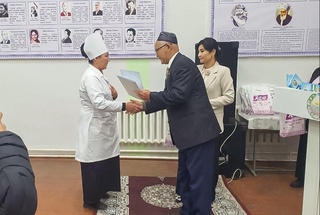 Тиббиёт ходимлари тақдирланди