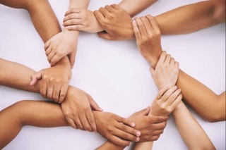 Бақлаўшыдан қатнасыўшыға айланып атырған жәмийет