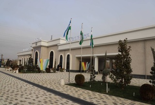 Хорезм ўәлаятында жаңаланған "Хазарасп" темир жол вокзалы ашылды