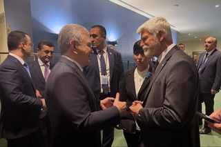 Ўзбекистон ва Чехия етакчилари ҳамкорликни ривожлантириш истиқболларини муҳокама қилдилар