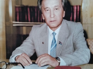 Академик Шавкат  Акмалхонов вафот этди