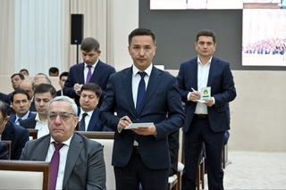 Тезюрар электропоезд ёрдамида Тошкентдан Урганчга етиб келиш 14 соатдан 7 соатга қисқаради