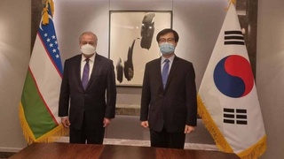 Абдулазиз Камилов встретился с секретарем Президента Республики Корея по Новой Южной и Северной политике