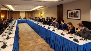 Масъалаҳои трансформатсияи рақамии роҳҳои оҳани Осиёи Шимолӣ ва Марказӣ баррасӣ шуданд