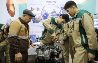 Нукусда илк бор дуал таълимни ташкил этиш бўйича форум ташкил этилди