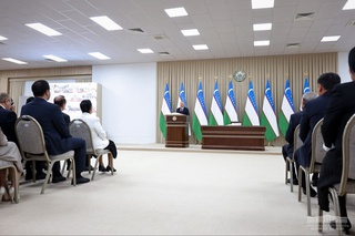 Hokimlarga joylardagi barcha malaka oshirish markazlarini zamonaviy qiyofaga keltirish topshirildi