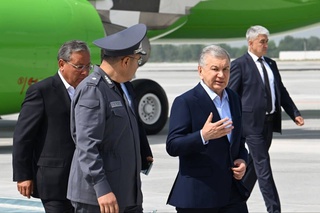 Президент Әндижан халықаралық аэропортын модернизациялаў жумысларының барысы менен танысты