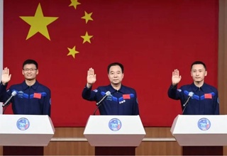 Xitoy Tiangong orbital stansiyasiga bir yillik missiya uchun ilk astronavtni yuboradi