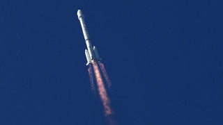 Чин моҳвораи иртиботии ChinaSat 10R-ро бо муваффақият ба мадор баровард