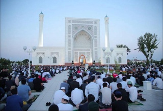 Объявлено время праздничного намаза в мечетях Ташкента и других регионах