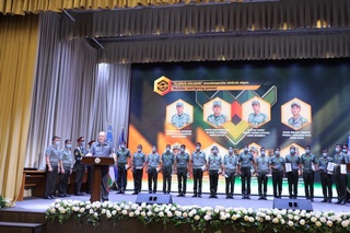 Muddatidan oldin harbiy unvon va Prezident soati: “ArMI – 2020” gʻoliblari munosib taqdirlandi