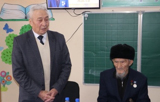 Үлкемиздиң әжайып адамлары