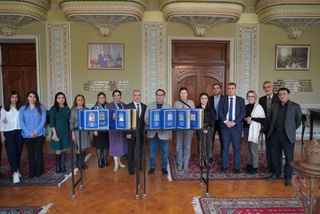 Маъданий хамкорлик мустахкамланмоқда