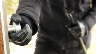 Xonadondan katta miqdorda pul o'g'irlandi