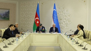 Өзбекстан ҳәм Әзербайжан парламентлери дослық топарларының ушырасыўы болып өтти