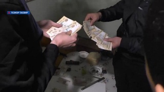 Хидмати бехатарии давлатӣ дар Янгийӯл қалбакикунандагони пулро боздошт кард