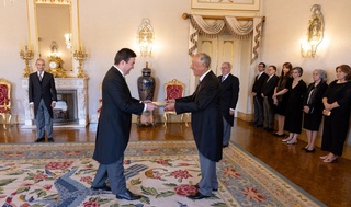 Өзбекстанның жаңадан тағайындалған елшісі Португалия Президентіне сенім грамоталарын тапсырды