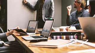 Sektorlar rahbarlari faoliyatini baholash tizimi joriy etiladi