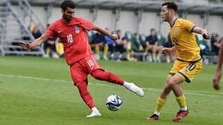 Казахстан проиграл Азербайджану в Венгрии, упустив фору в два мяча