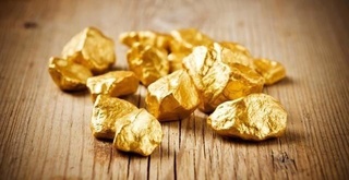 Яширин цех ташкил этиб, тошдан олтин ва кумуш ажратиб олиш билан шуғулланган шахс ушланди