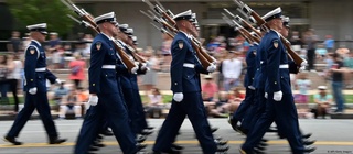 Trump plans to hold a military parade on his birthday