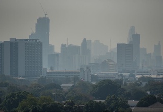 Bangkok shahri ma'muriyati havoning ifloslangani tufayli aholini uydan turib ishlashga chaqirdi