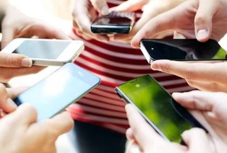 Uzbekistan imported $180 million worth of mobile phones