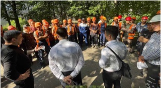 Ўзбекистон Бош консулхонаси ходимлари Санкт-Петербург шаҳрида ишлаётган мигрантлар билан учрашди