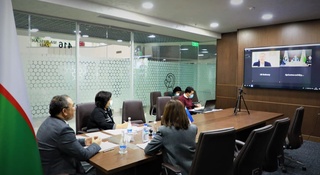 Инновацион ривожланиш вазири АҚШнинг Ўзбекистондаги элчиси билан музокаралар олиб борди