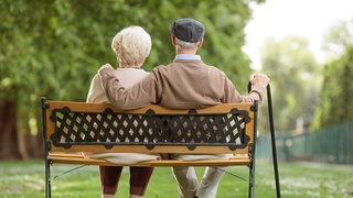 На пенсию - досрочно