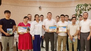 Интеллектуалы «Узбекугля» выиграли путевку в Хиву