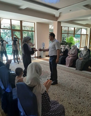 Suriyadan olib kelinganlarga guvohnomalar topshirildi