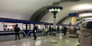 “Тошкент метрополитени” ҷорӣ кардани чиптаҳои ҳармоҳаи имтиёзнок ва буҷавии роҳкироро ба нақша гирифтааст