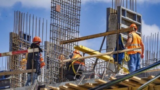 Гражданам и членам их семей, работающим за рубежом, будет оказана материальная помощь