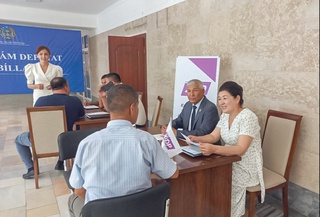 Ochiq muloqotda 74 ta murojaat tinglandi