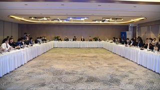 “Аёллар етакчи лавозимларда: COVID-19 пандемияси шароитида келажакда тенгликка эришиш” мавзусида давра суҳбати бўлиб ўтди