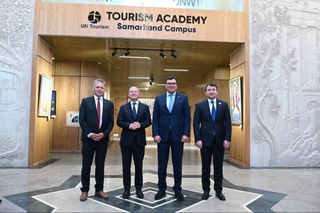 The German Chancellor got acquainted with the activities of the International Academy of Tourism in Samarkand