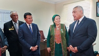 Туркманистон элчиси Тўрткўлга ташриф буюрди