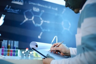 Karbonat angidrid gazi va kislorod oʻrtasida tabiiy muvozanatning buzilishi nimalarga olib keladi?