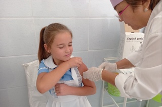 Milliy  emlash kalendari asosida “Odam papilloma virusi (VPCH)”ga qarshi emlash oʻtkazilmoqda