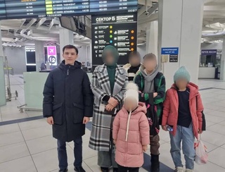 Дипломатҳо ба шаҳрванди Ӯзбекистон бо фарзандонаш, ки дар Якутия ба мушкилӣ дучор шуда буд, бобати баргаштан ба Ватан кумак карданд