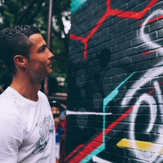 Роналду Instagram`даги обуначилари сони бўйича рекордчига айланди