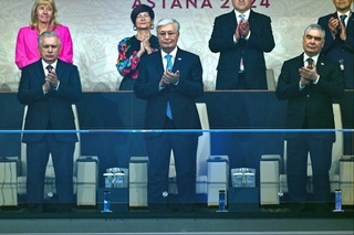 Өзбекстан Президенті Дүниежүзілік көшпенділер ойындарының ашылу салтанатына қатысты