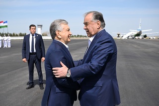 O‘zbekiston va Tojikiston Prezidentlari Buxoroga keldi