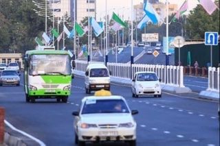 Avtomobil transportida yoʻlovchilar tashish boʻyicha qaysi hudud yetakchi?