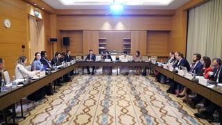 Парламентнинг салоҳиятини янада ривожлантириш ва ролини кучайтириш бўйича тавсиялар ишлаб чиқилди