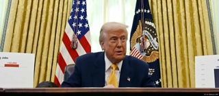 Трамп: АҚШ музокарачилари аллақачон Москвага жўнаб кетишган