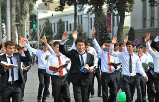 В Узбекистане совершенствуется порядок оказания социальной помощи молодежи