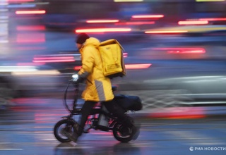 In St. Petersburg, migrants were banned from working as couriers