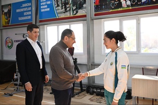 Рабочая группа ознакомилась со спортивной инфраструктурой Навоийской области и состоянием развития отрасли